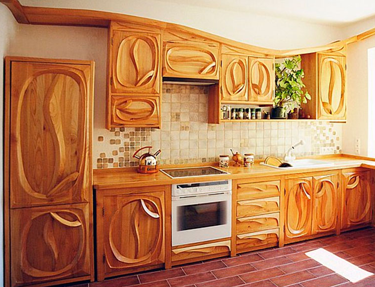 Кухни с фасадами из массива дерева