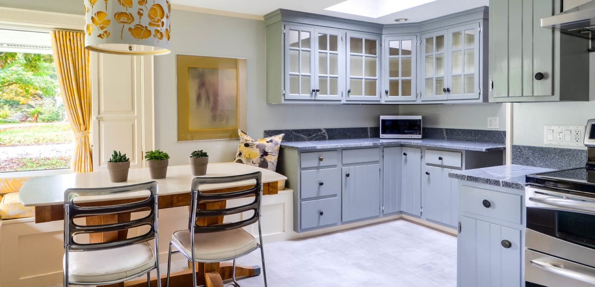 Индивидуальная или готовая кухонная мебель